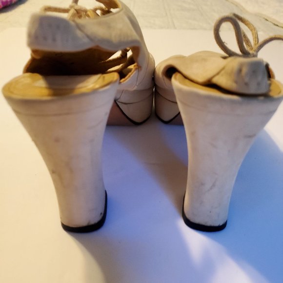 Vintage Charles Jordan Cream Suede Platform Ghillies Size 7 LAST CHANCE - Picture 4 of 6